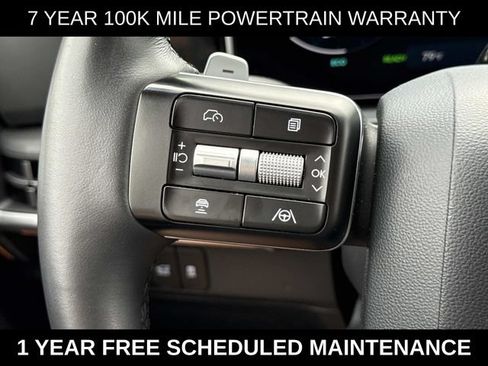 Used 2025 Hyundai Santa Fe Limited AWD/4WD image 24