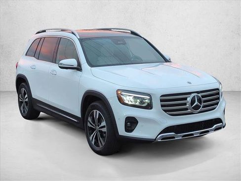 New 2026 Mercedes-Benz GLB 250 image 7