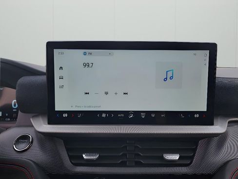 Used 2025 Ford Explorer ST-Line image 22