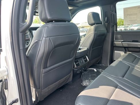 New 2025 Ford F150 Lariat w/ Equipment Group 501A Mid image 42