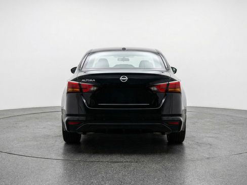 Used 2025 Nissan Altima 2.5 SV image 7