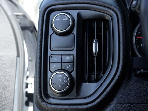 Used 2022 Chevrolet Silverado 2500 LTZ w/ LTZ Plus Package image 22