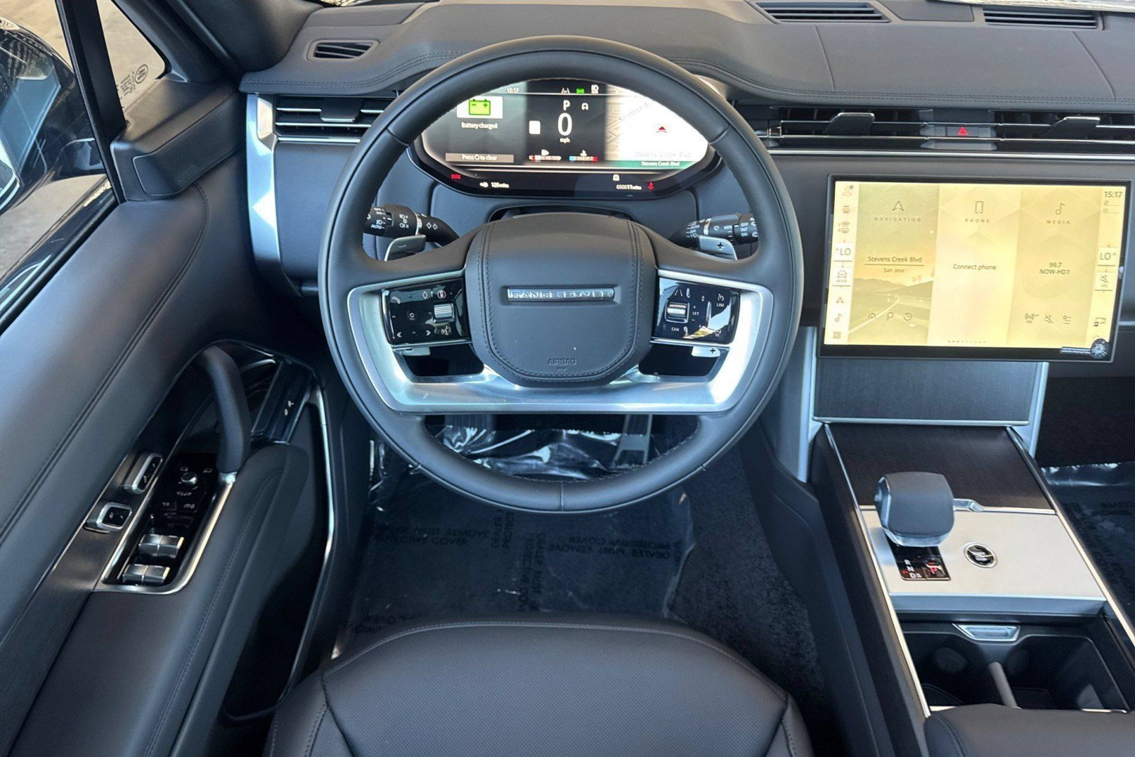 New 2026 Land Rover Range Rover SE AWD/4WD image 3