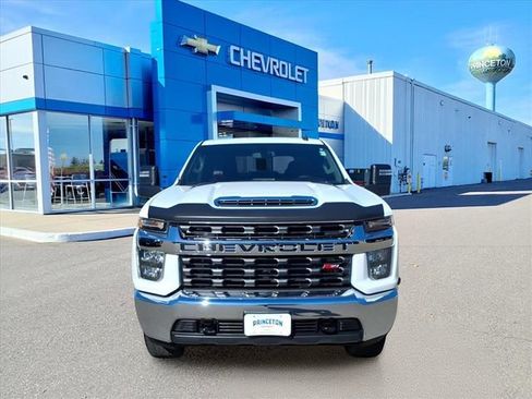 Used 2020 Chevrolet Silverado 2500 LT w/ Z71 Off-Road Package image 9