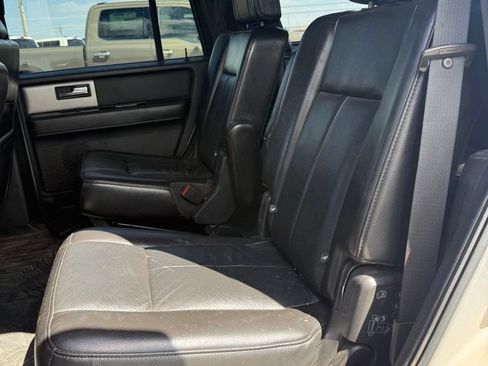 Used 2013 Ford Expedition Limited RWD image 8