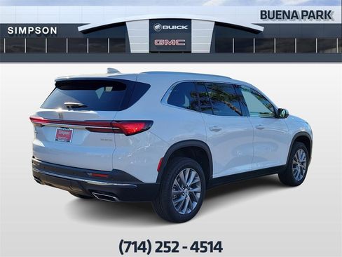 Used 2026 Buick Enclave Preferred image 8