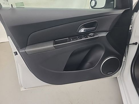 Used 2015 Chevrolet Cruze LT w/ Sun And Sound Package FWD image 21