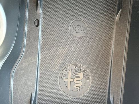 Used 2024 Alfa Romeo Tonale Ti AWD/4WD image 37