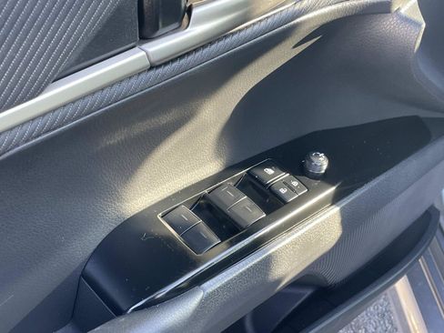 Used 2025 Toyota Camry SE FWD image 16