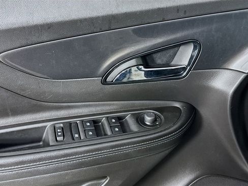 Used 2019 Buick Encore Preferred w/ Safety Package image 17