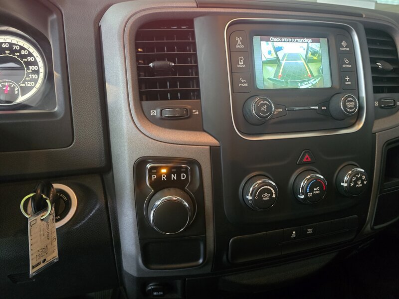 Used 2017 RAM 1500 Express RWD image 24