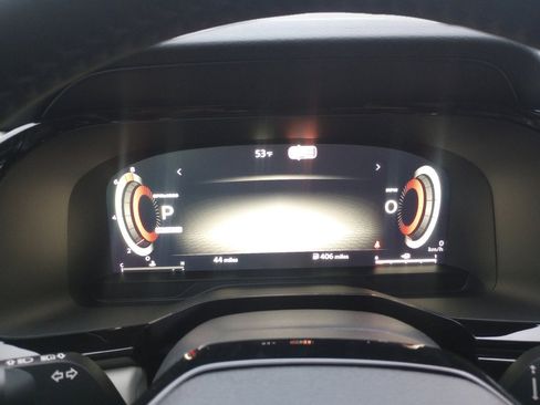 New 2026 Nissan Pathfinder SL image 11