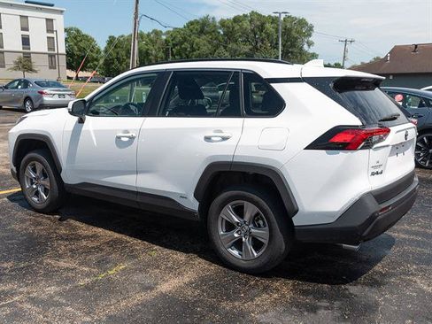 Used 2023 Toyota RAV4 XLE w/ Convenience Package AWD/4WD image 5