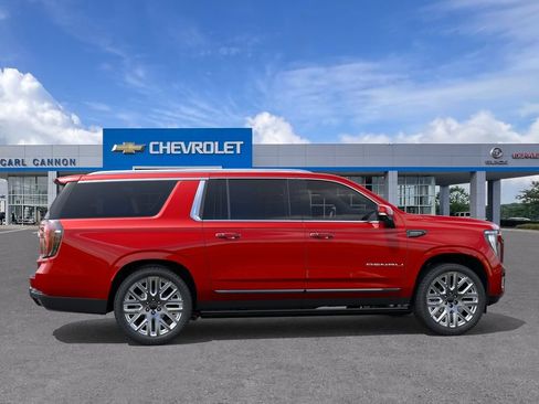 New 2026 GMC Yukon XL Denali Ultimate AWD/4WD image 5