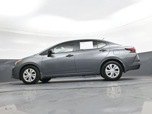 Used 2025 Nissan Versa S w/ Trunk Package FWD image 41