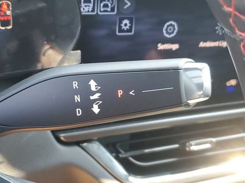 Used 2025 Chevrolet Equinox EV RS FWD image 19