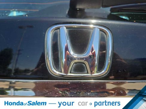 Used 2020 Honda HR-V LX image 8