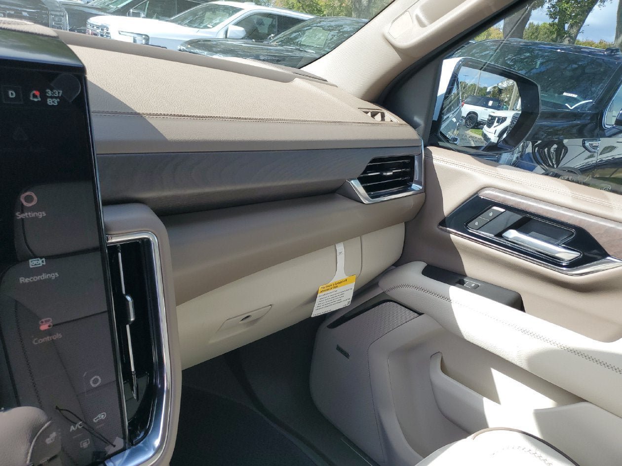 New 2026 GMC Yukon Denali RWD image 25