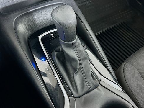 Used 2024 Toyota Corolla LE image 23