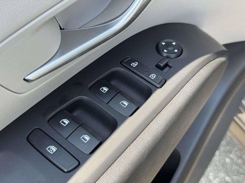 Used 2024 Hyundai Tucson SE AWD/4WD image 18
