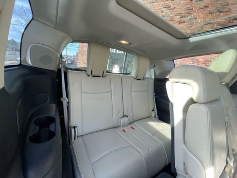 Used 2019 INFINITI QX60 Luxe w/ Sensory Package image 27