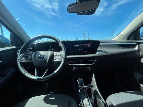 Used 2026 Buick Encore GX Preferred AWD/4WD image 34