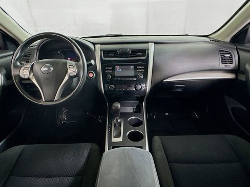 Used 2015 Nissan Altima 2.5 SV w/ Convenience Package image 28