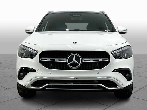 Certified 2025 Mercedes-Benz GLA 250 image 3