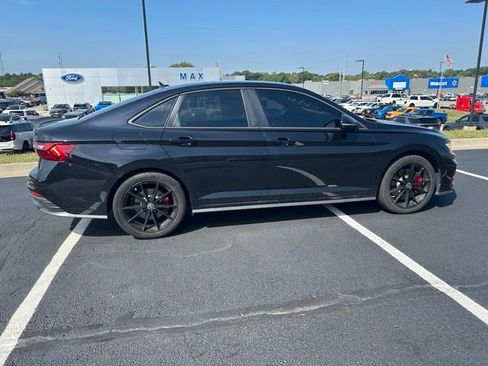 Used 2025 Volkswagen Jetta GLI Autobahn w/ GLI Black Package FWD image 12