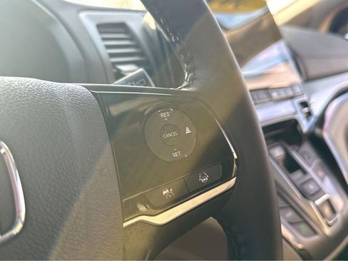 Used 2023 Honda Odyssey Touring image 20