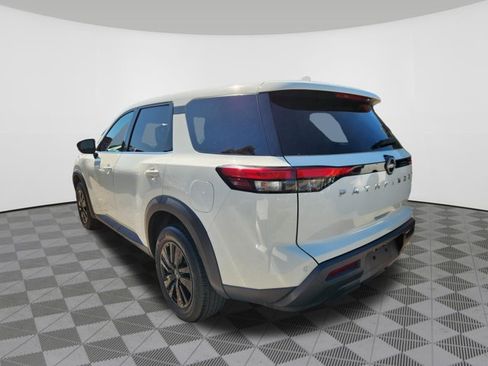 Certified 2022 Nissan Pathfinder S w/ Cargo Package AWD/4WD image 3