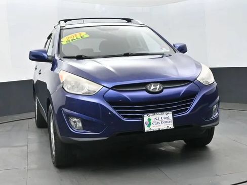 Used 2011 Hyundai Tucson GLS FWD image 3