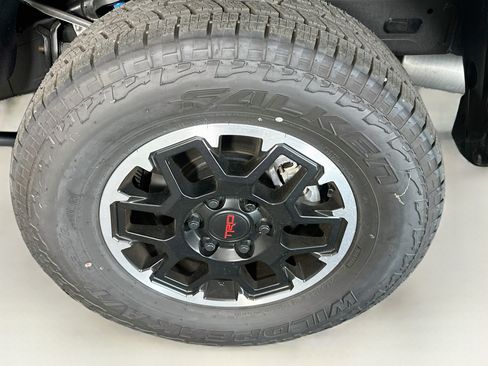 Used 2026 Toyota Tacoma TRD Off-Road w/ TRD Off Road Premium Package AWD/4WD image 11