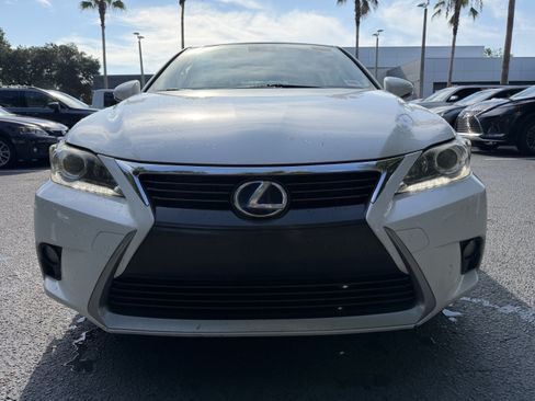 Used 2014 Lexus CT 200h FWD image 3