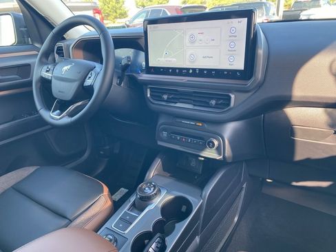 New 2025 Ford Bronco Sport Outer Banks w/ Outer Banks Tech Package+ image 7