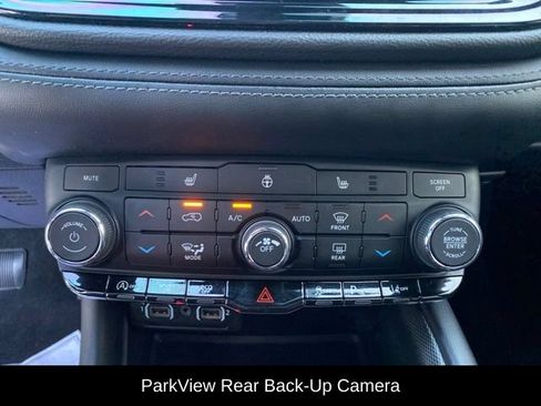 Used 2022 Dodge Durango GT AWD/4WD image 16