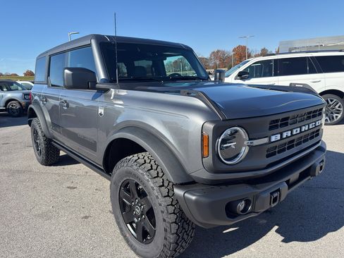 New 2025 Ford Bronco Big Bend w/ Black Diamond Package AWD/4WD image 3