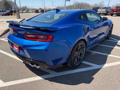 Used 2017 Chevrolet Camaro ZL1 image 4