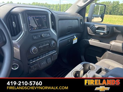 New 2025 Chevrolet Silverado 2500 Custom w/ Custom Value Package image 28