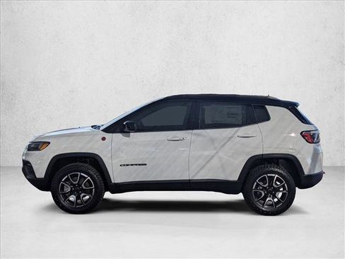 New 2026 Jeep Compass Trailhawk image 9