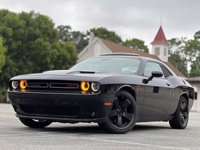 Used 2016 Dodge Challenger R/T w/ Driver Convenience Group