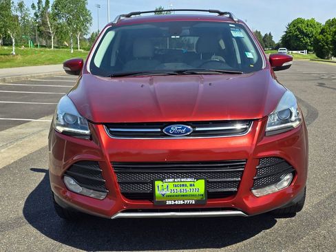 Used 2014 Ford Escape Titanium w/ Equipment Group 401A FWD image 8