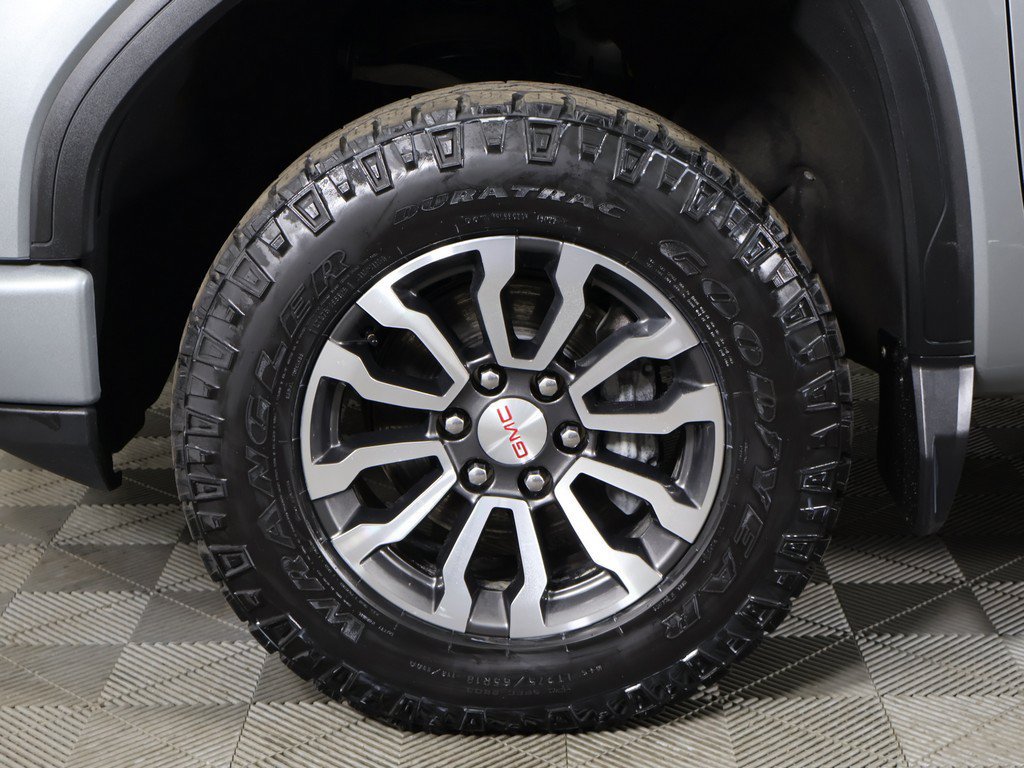 Used 2023 GMC Sierra 1500 AT4 w/ Technology Package AWD/4WD image 25
