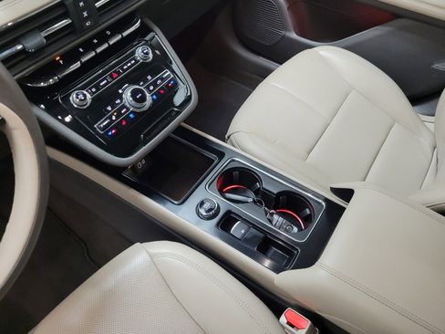 Used 2021 Lincoln Corsair AWD w/ Equipment Group 101A image 26