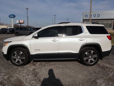 Used 2017 GMC Acadia SLT image 3