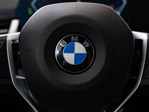 Used 2025 BMW X1 xDrive28i AWD/4WD image 29