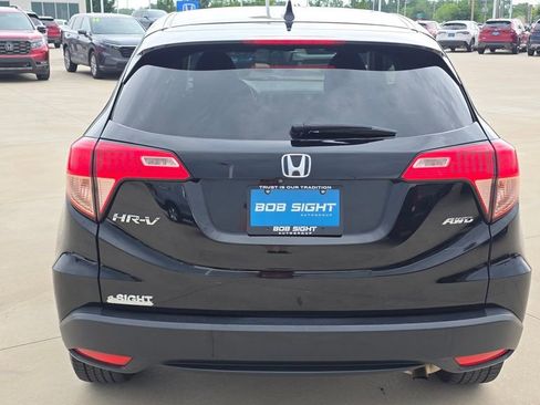 Used 2018 Honda HR-V EX image 4