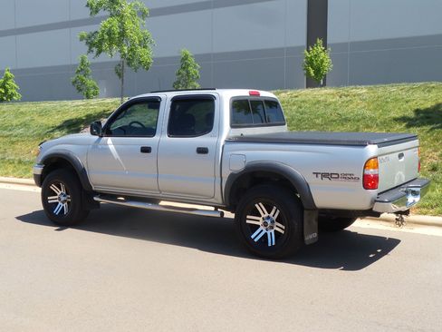 Used 2004 Toyota Tacoma DoubleCab V6 Auto 4WD image 15
