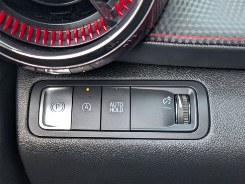 Certified 2025 Chevrolet Equinox RS image 28