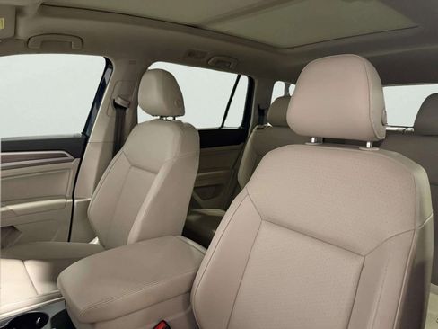 Used 2021 Volkswagen Atlas SE image 15